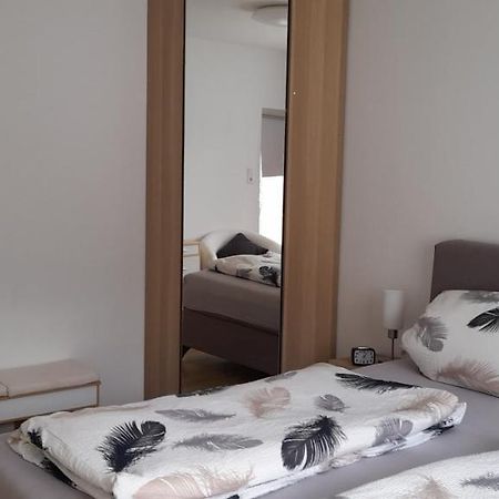 Ferienwohnung Christel Hirschhorn-Neckar Екстериор снимка