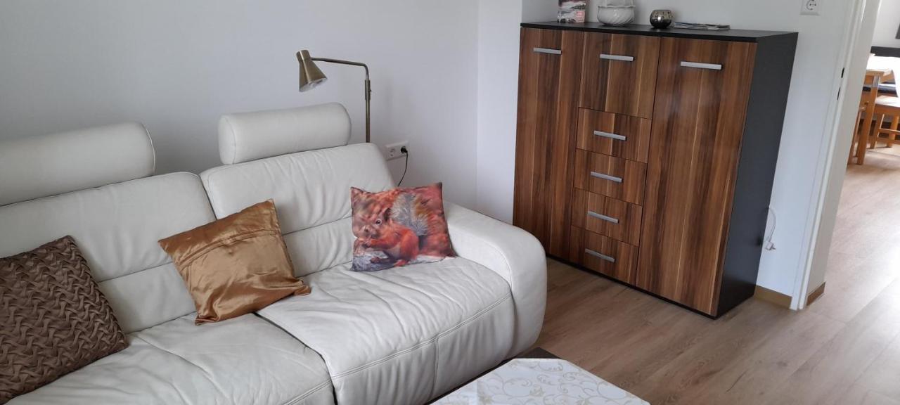Ferienwohnung Christel Hirschhorn-Neckar Екстериор снимка